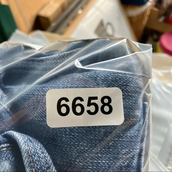 Lucky Brand Jean Shorts Malibu Short Frayed Hem Size 14/32 distressed - Picture 9 of 9